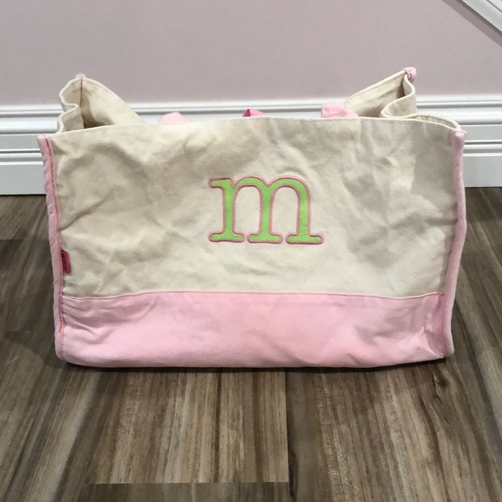 Monogrammed bag “M”